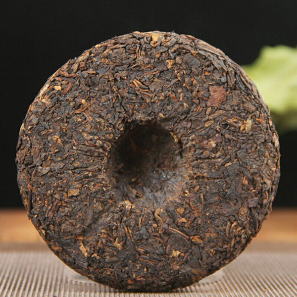HelloYoung Yunnan Organic Ripe Puer Tea Ancient Tree Puer Black Tea Pressed Tea Cake100g