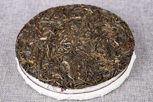 HelloYoung High Quality Yunnan Tea Yiwu 357g Raw Tea Cake 云南茶叶 易武凤凰窝 357克生茶饼