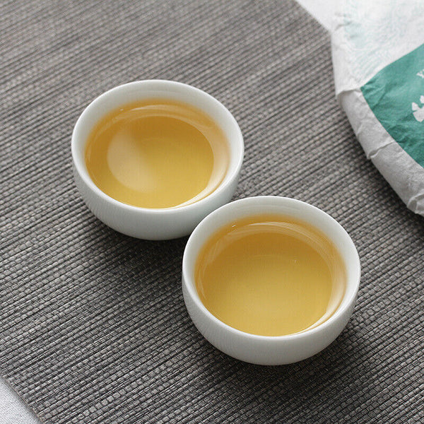 Xigui Desert Mountain Tea Cake Spring Tea 357g Seven Cakes Tea Yunnan Pu'er Tea