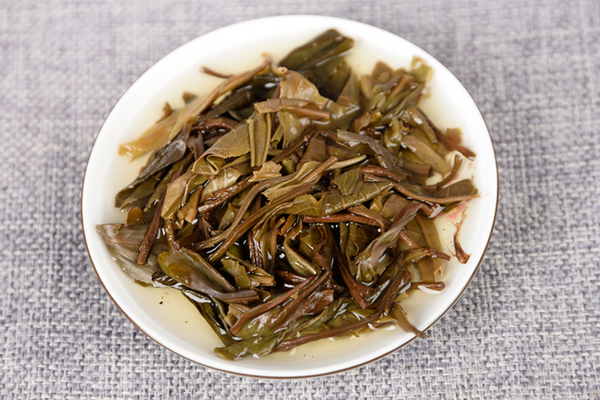 HelloYoung 357g Yunnan Xigui raw cakes seven cakes tea first spring raw tea ancient tea