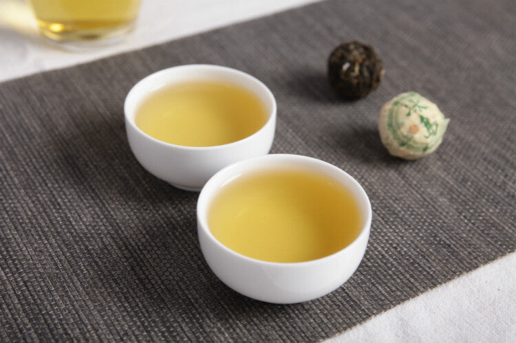 Yunnan Puerh Tea Icelandic Island Sheng Longzhu Arbor Tea, Mini Tuocha 500g Main image
