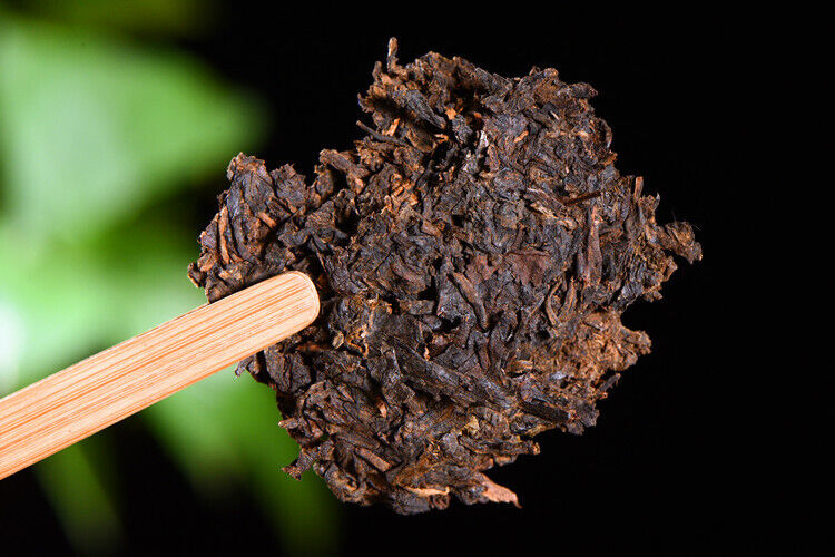 Yiqingyuan Pu'er Tea Ripe Tea Seal Yellow Brown 357g Pu'er Tea Cake