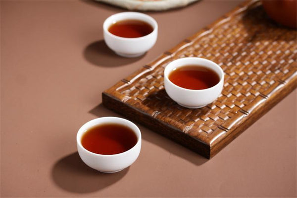 HelloYoungPuer Raw tea-cake puerh resistant brewing bright color sweet Old ban zhang Tea