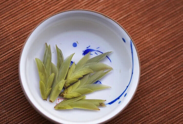 Yunnan Puer Tea 500g Loose Shen Puerh White Buds Bai Ya Bao Yunnan Pu Erh Cha
