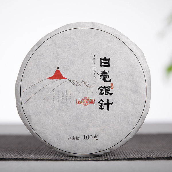 Baihao Silver Needle Yunnan Small Cake. Moonlight White Old White Tea. 100g.