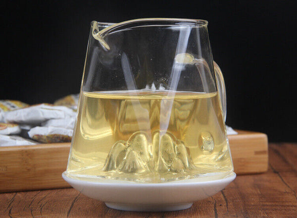 HelloYoung Spring Tea Ancient Tree Gold Cake Gold A Pu'er Tea Raw Tea Mini Small Cake Tea