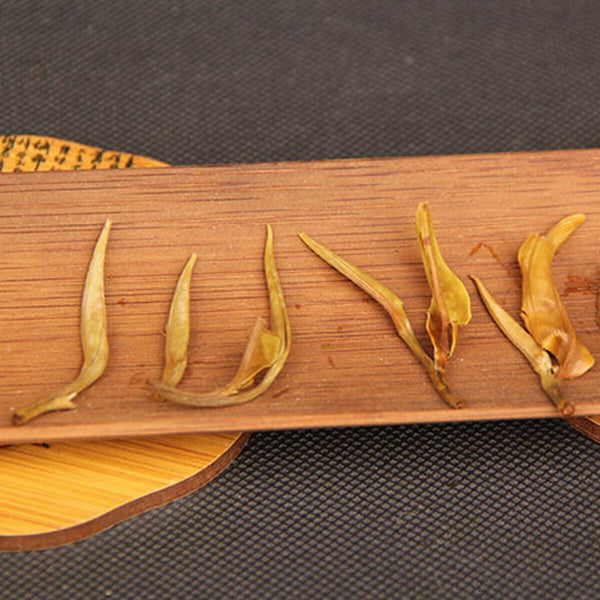 HelloYoung White Beauty Tea Loose Tea Puerh Raw Tea Green Tea   One Bud One Leaf Sheng Cha