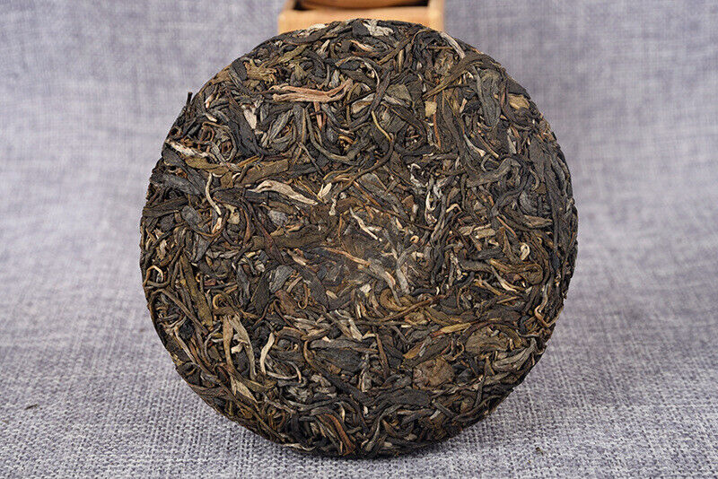 HelloYoung Yiwu Raw Tea 200g Raw Tea Cake Yunnan Ancient Tree Healthy Drink