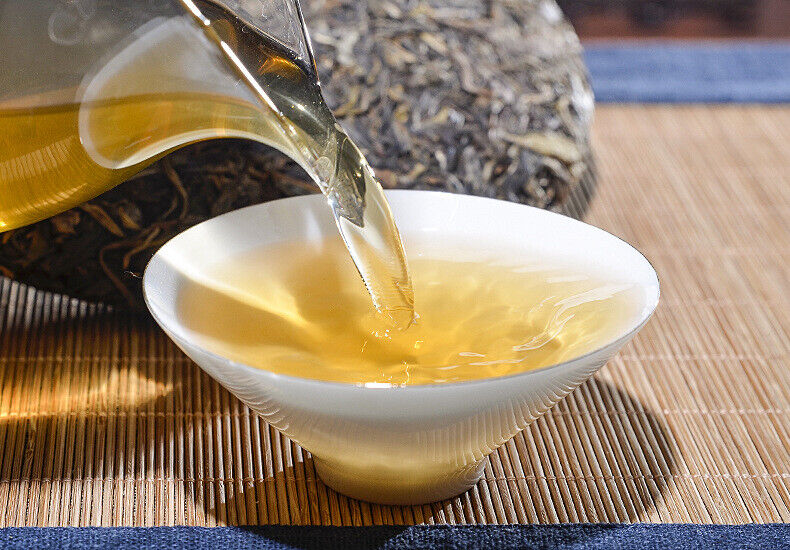 HelloYoung Yunnan Pu'er Raw Tea Cake 357g Pu'er Tea Cake Healthy Drink