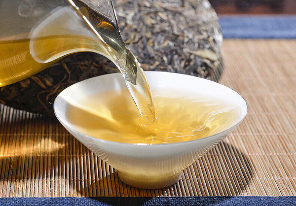 HelloYoung Yunnan Pu'er Raw Tea Cake 357g Pu'er Tea Cake Healthy Drink
