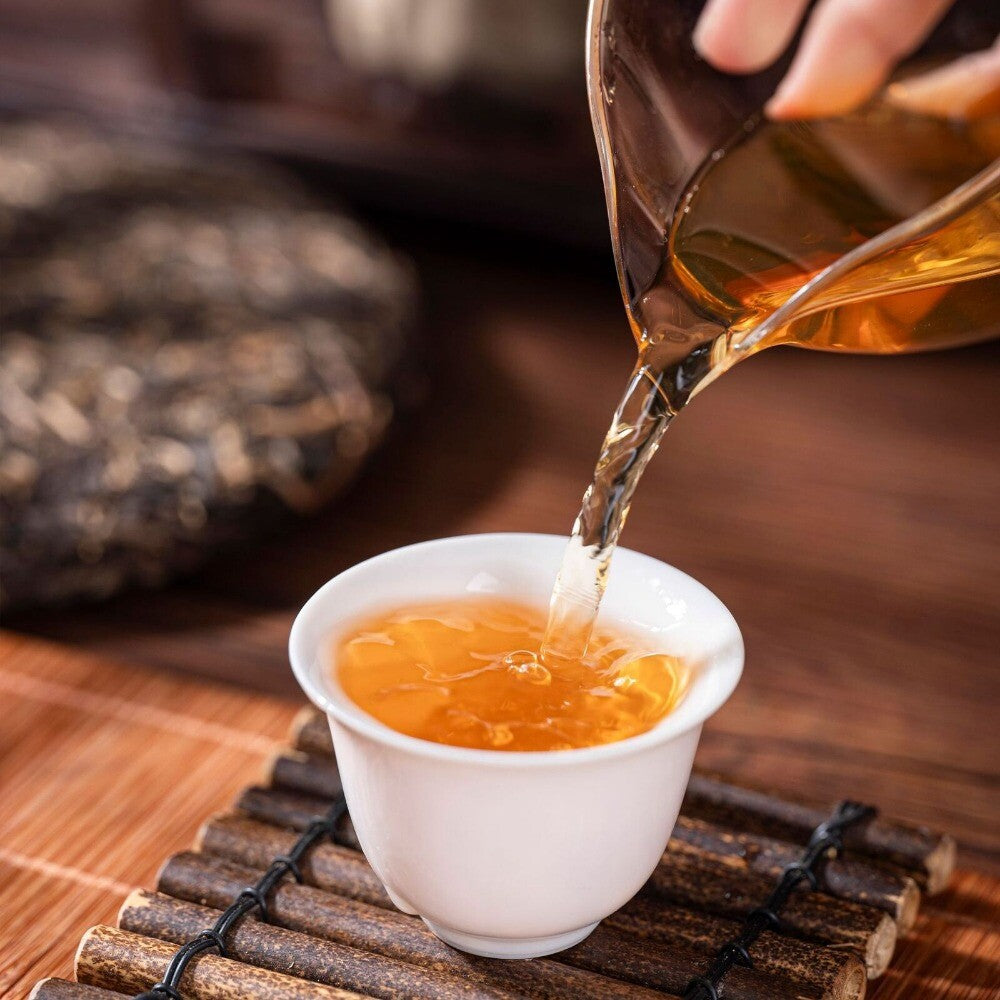 Yunnan Ban Zhang Raw Pu-erh Tea  Aged Tea Cake 357g