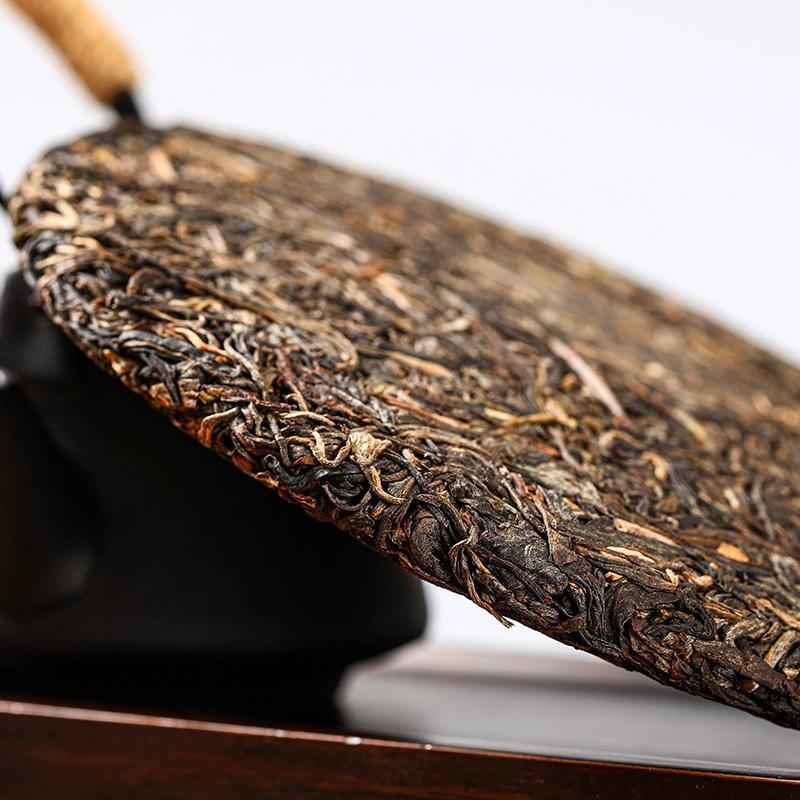 2012  Raw Black Mark Antique Tea Cake Yunnan Pu'er Tea Batch Tea Leaves 357g Main image
