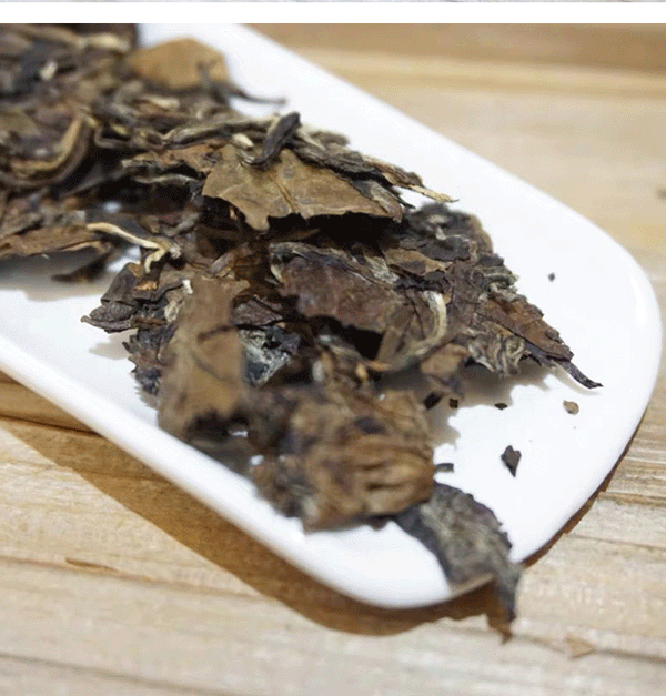 HelloYoung 300g Fuding white tea aged wilderness genuine flavor white tea cake white tea