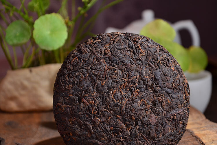 Pu'er Tea Cake Cooked Tea Cake Class Seal Golden Bud Cake Palace Puerh Tea 357g