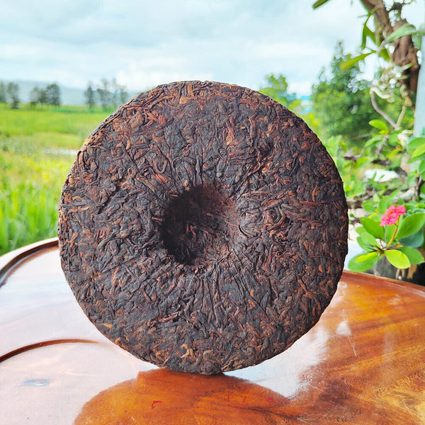 HelloYoung Icelandic Pu'er Ripe Tea Mengku Ancient Tree Ripe Tea Cake Pu'er Tea HongJinYin