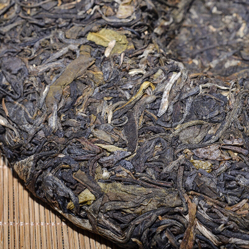 HelloYoung 357g Yunnan Pu'er Cha Tea Arbor Golden Needle Tree Tea Cake Tea Old Pu'er