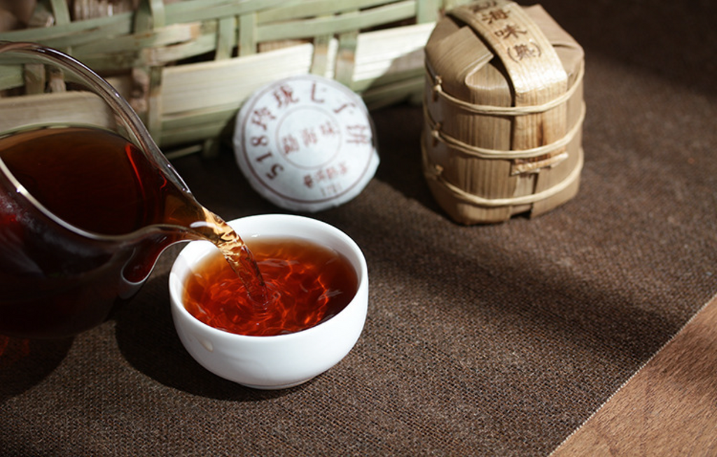 HelloYoung 672g Basket of 84 pieces Yunnan Puerh Cake Ripe Tea Linglong Small Cake
