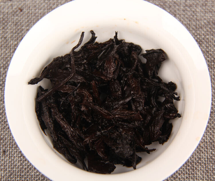 Big Leaf Pu-erh Tee Bambus Shell Old Pu'er Tee Brick 1000g Yunnan Ancient Tee