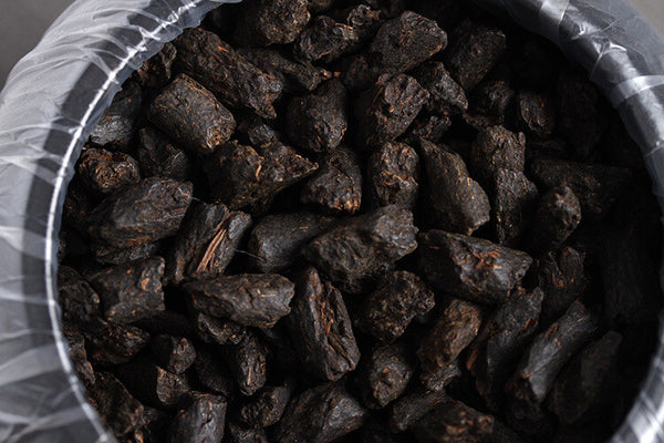 Yunnan Puerh Tea 2009 Menghai Strong Sticky Fragrant Tea Fossil 500g/Can
