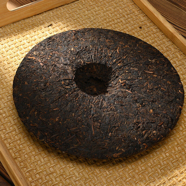 HelloYoung 357g Yunnan Tea Puerh Tea Wholesale Jingmai Golden Bud Puerh Ripe Pu'er Tea Cake