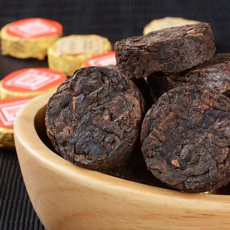 500g Yunnan Pu'er Tea 2003 Aged Subaru Mini Cake Small Jintuo Tea Jade Cake Main image