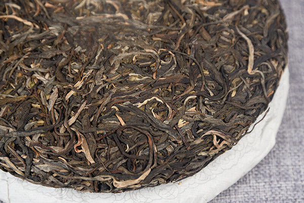 HelloYoung 357g/cake Mint Pond Fresh Tea Cake Yiwu Mint Pond Spring Yunnan Fresh Cake Tea