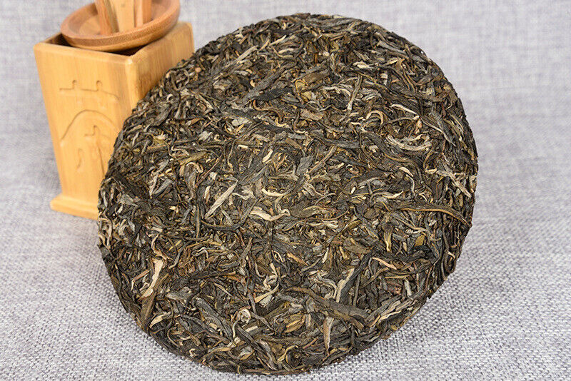 HelloYoung 357g Yunnan Pu'er Tea Early Spring Tea Spring Tip Raw Cake Seven Seed Cake