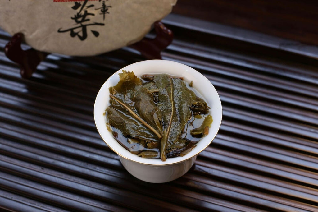 HelloYoung Lao Banzhang Golden Leaf Yellow Tablet Tea Yunnan Pu'er Tea Raw Tea 357g/12.59oz