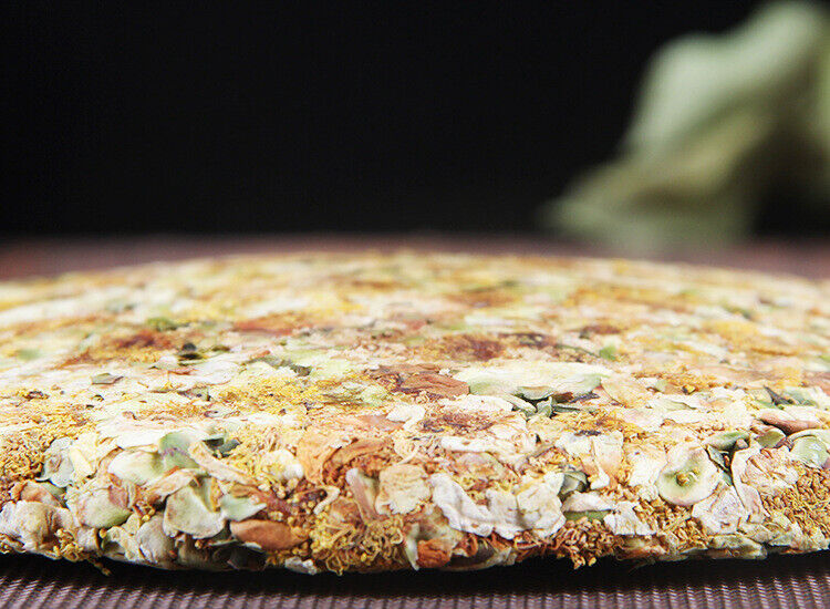HelloYoung Pu-erh Tea Cake Raw Tea 357g Tea Flower Pu-erh Cake 谷花普洱茶饼生茶357g茶花普洱饼大雪山茶区普洱茶叶