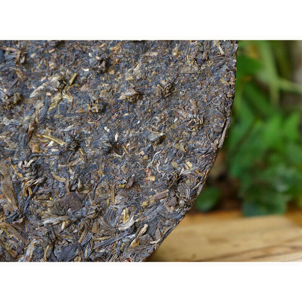 HelloYoung Jiujiu Xiaotai No.6 Qizi Tea Tie Bing PuerChaTea 357g Xiaguan Inheritance