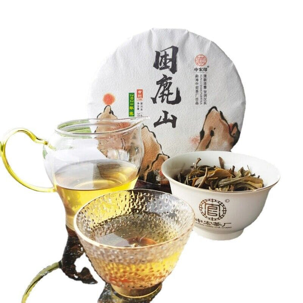 HelloYoung Sleeping Deer Mountain Ancient Tea First Spring Pu'er RawLeaf Tea Cake 12.6oz