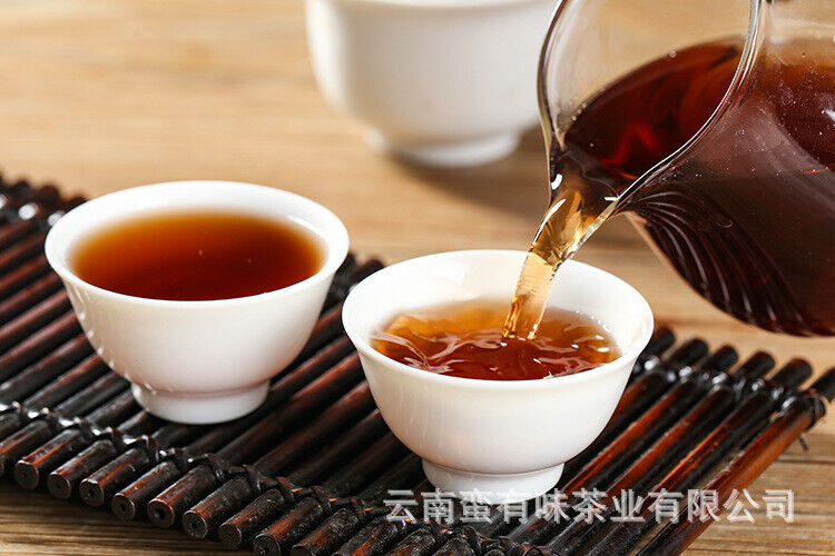 HelloYoung 357g Puerh Tea Dry Storage Ripe Tea Menghai Palace Zhen Yunnan Seven Seed Cake
