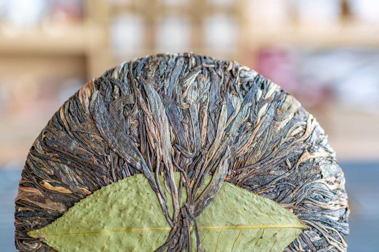 HelloYoung 400g Yunnan Ancient Pu'er Seven Seed Cake Tea DaXueshan Handle Tea Pu'er Raw Tea
