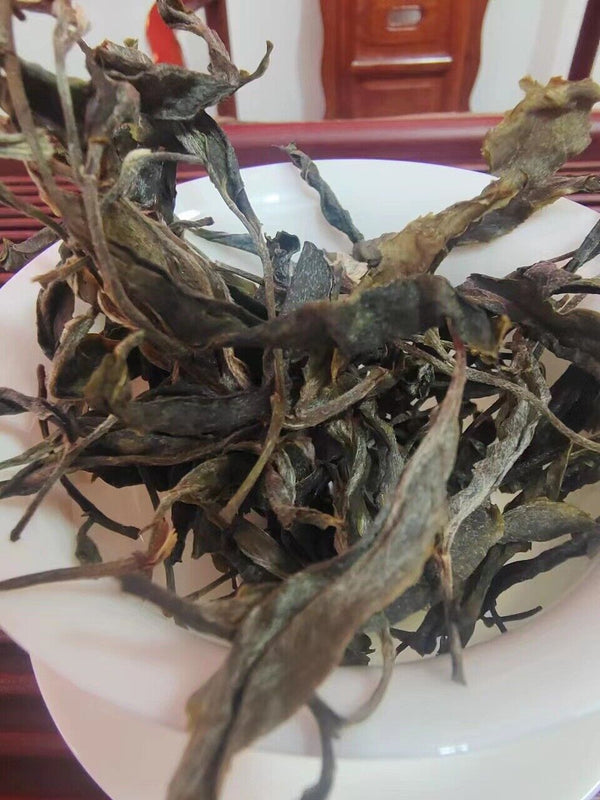 HelloYoung Yunnan Tea Nannuo Mountain Pema Ancient Tree First Spring Pu'er Raw Tea 100g