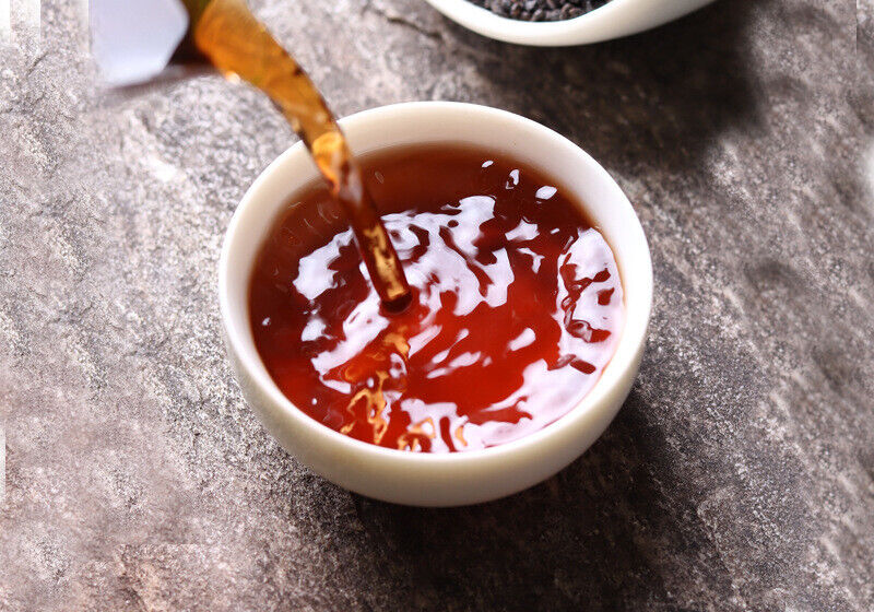 Broken Silver Yunnan Menghai Old Ripe Pu'er Tea Glutinous Fragrant Tea Fossil