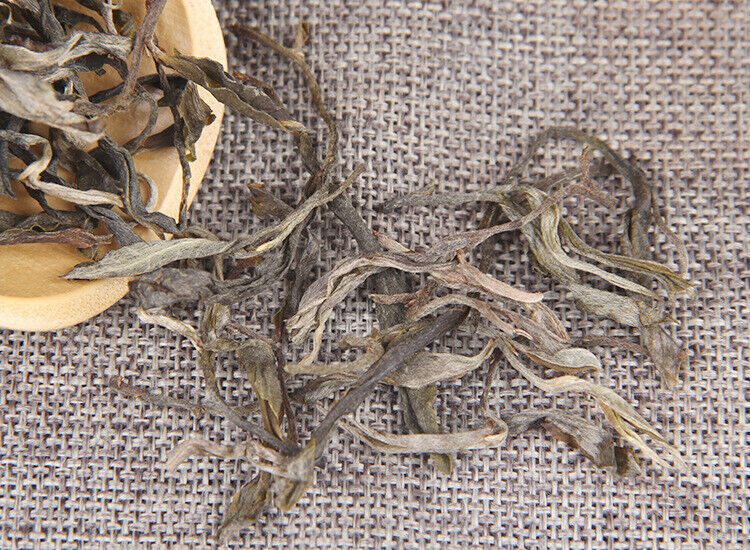 Yiwu Spring Tea 500g/1.1LB Organic Spring Tea Sweet Rhythm Pu'er Tea Cha Tea