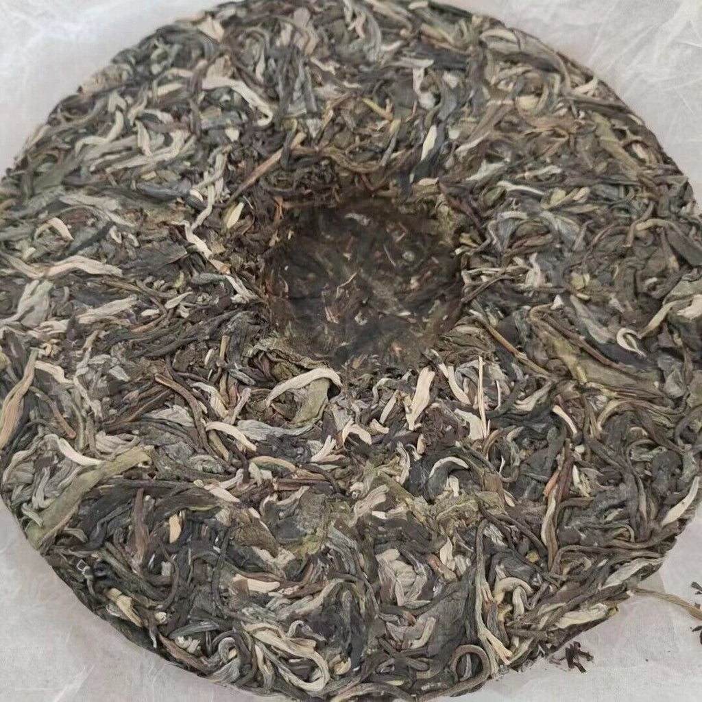 HelloYoung Yunnan Pu'er Tea Pagong Gushu First Spring Pu'er Raw Tea 357g Cake Tea