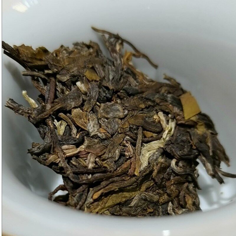 HelloYoung Yunnan Pu'er Tea Cake First Spring High Altitude Seven Cake Raw Tea 357g/12.59oz