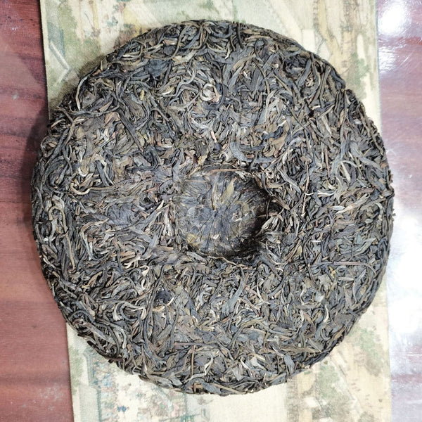 Pu-erh Raw Tea Organic Puerh Tea Menghai Old Tree 357g Round Cake
