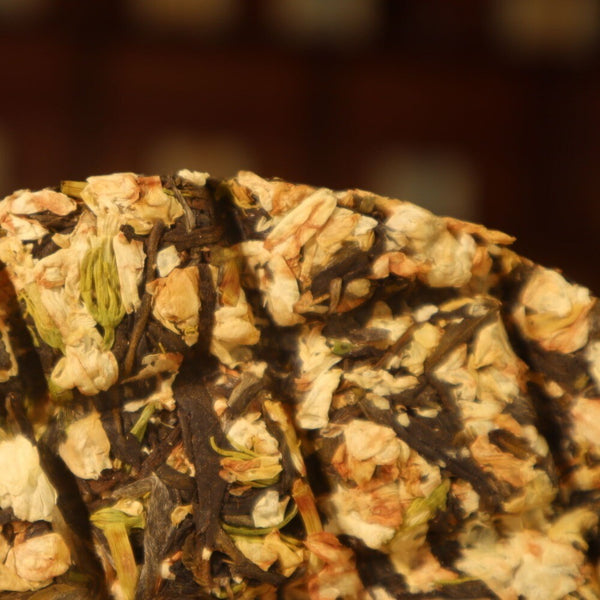 2024 Yunnan Jasmine Raw Pu-erh Tea Cake 100g Fragrant Floral Aroma