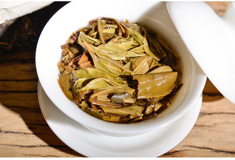 Healthy Drink High Quality Yunnan Pu'er Tea Raw Tea 357g