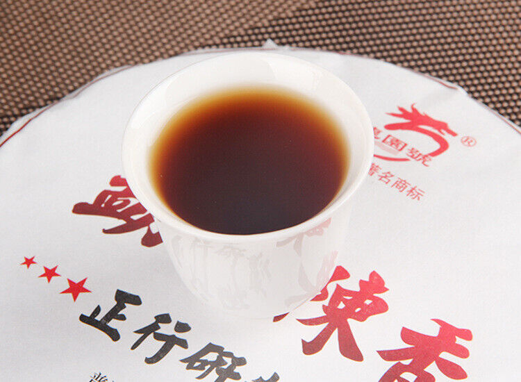 HelloYoung Chinese Cooked Pu-erh Gift Tea Black Tea Menghai Big Tree Pu'er Tea Cake 380g