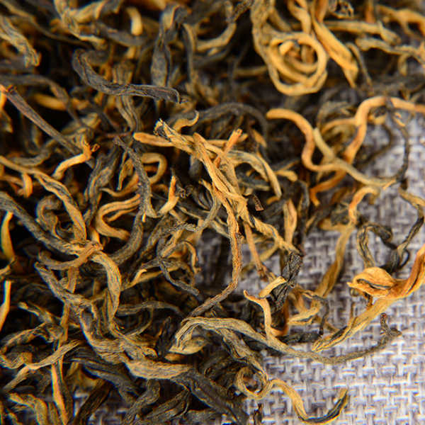 HelloYoung 500g Yunnan Fengqing Dian Hong Tea One Leaf Curved Strips Kung Fu Black Tea