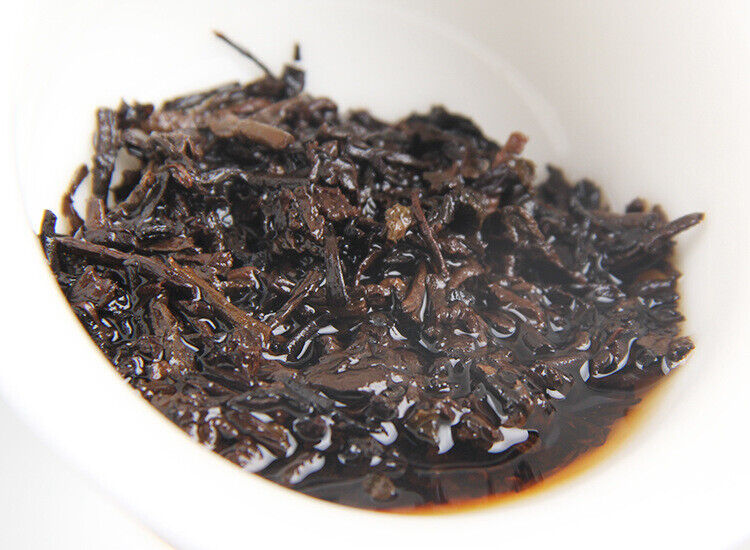 HelloYoung Long Yuan No. Pu'er Ripe Tea Cake Ancient Tree Yunnan Seven Seeds Cake 380g/cake