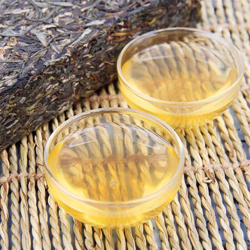 Yunnan Iceland Ancient Tree Tea Brick China Unfermented Puer Brick 1000g Main image