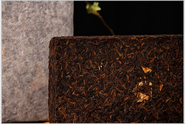 HelloYoung200g Green Food Years Pu-erh Tea China Yunnan Tea Cooked Puer Tea Slimming Tea