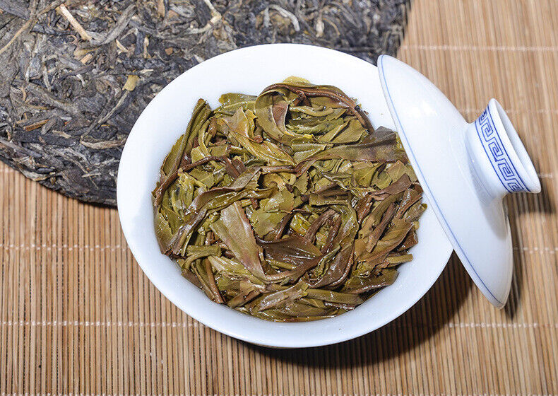 HelloYoung Pu'er Raw Tea Cake Old Tree Tea Pu'er Raw Tea Cake 357g Pu'er Raw Tea Cake