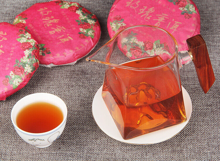 HelloYoung 100g Pu-erh Ripe Tea Rose Ripe Tea Cake 普洱茶熟茶玫瑰花普熟茶饼三级普洱+玫瑰花陈香花香茶饼