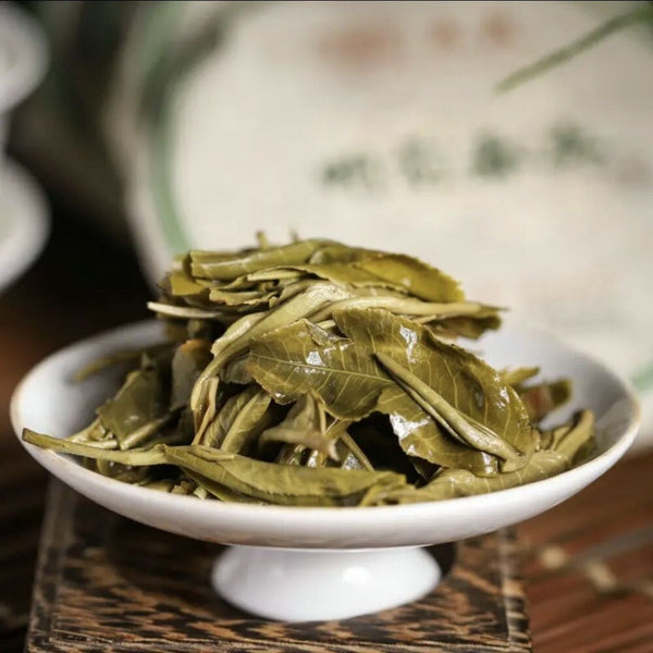 2021 Mengku Rongshi Raw Pu-erh Spring Tips 100g Floral Honey Aroma Yunnan