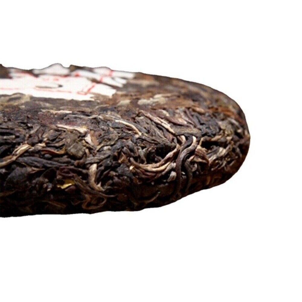 Yunnan Raw Pu-erh Tea Cake 100g Organic Sheng Puer Classic Chinese Green Tea Secondary image